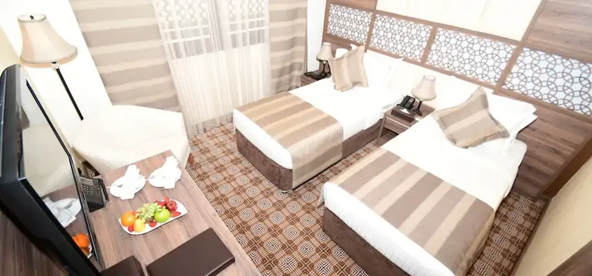 Golden Tulip Al Zahabi image